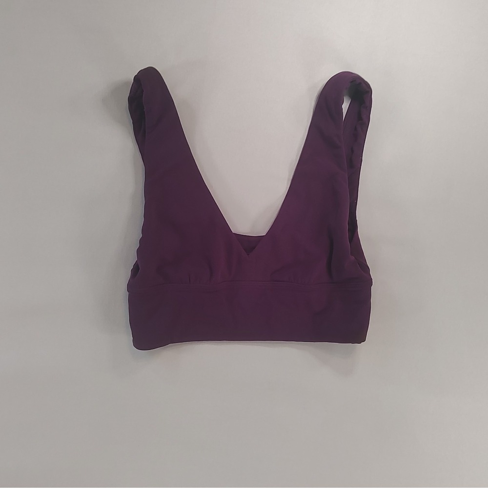 Lululemon Align V-Neck Bra Light Support Womens Size 4 Dark Purple LW2DPNS